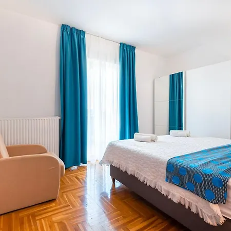 Plavi Biser * Sibenik