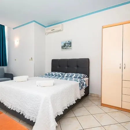 Plavi Biser