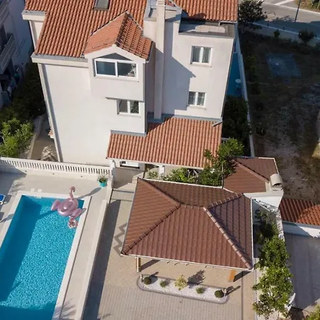 Plavi Biser * Sibenik