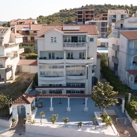 Apartment Plavi Biser