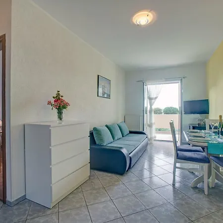 Plavi Biser シベニク