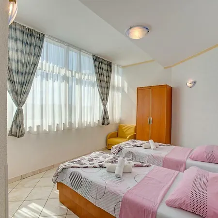 アパート Plavi Biser