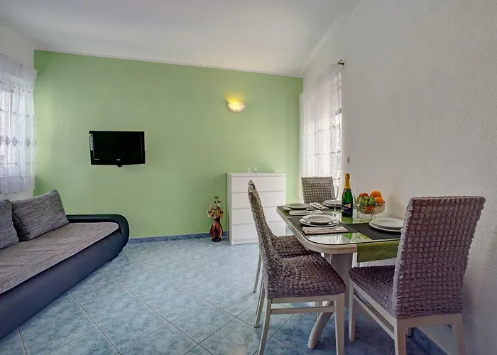 Plavi Biser * Šibenik